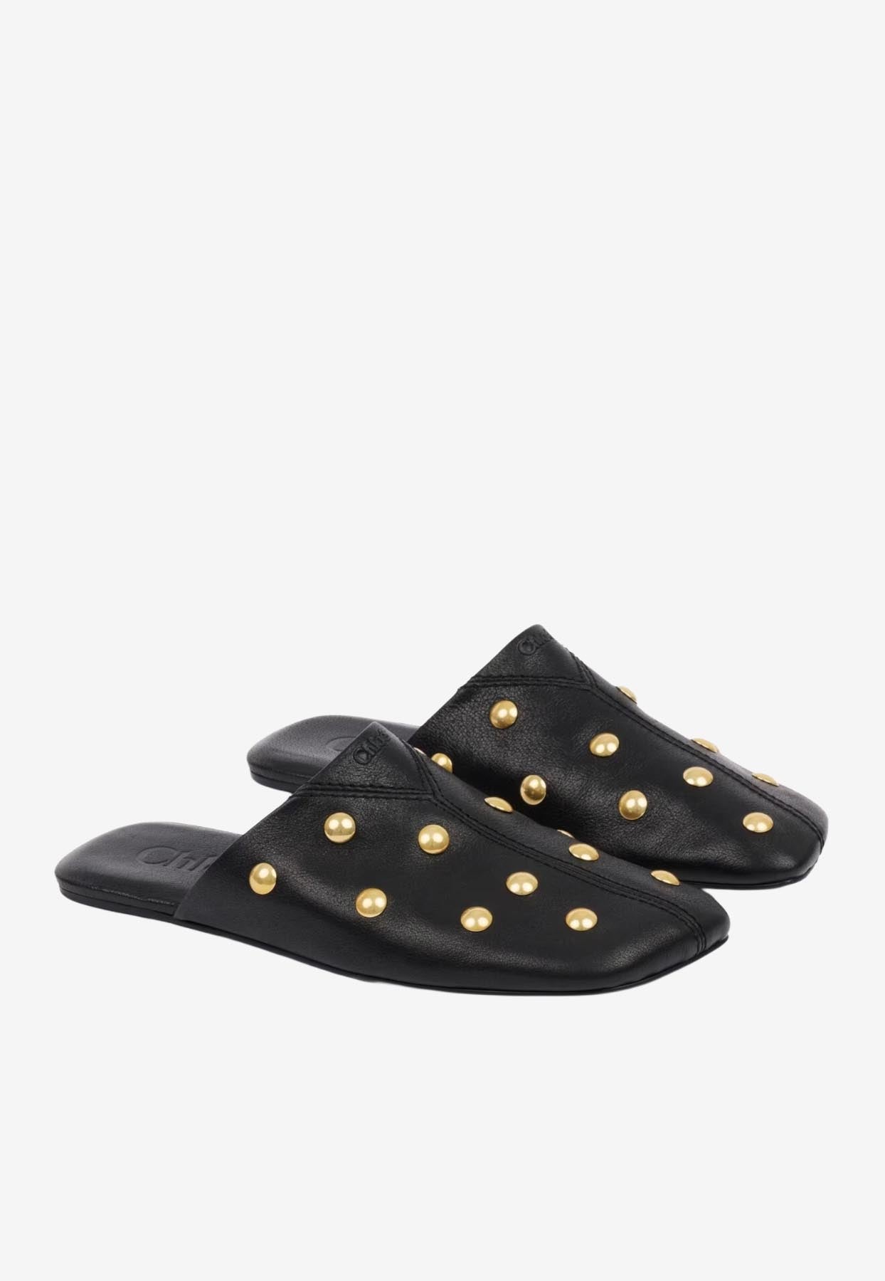 Rita Cloutée en Cuir Mules Plates