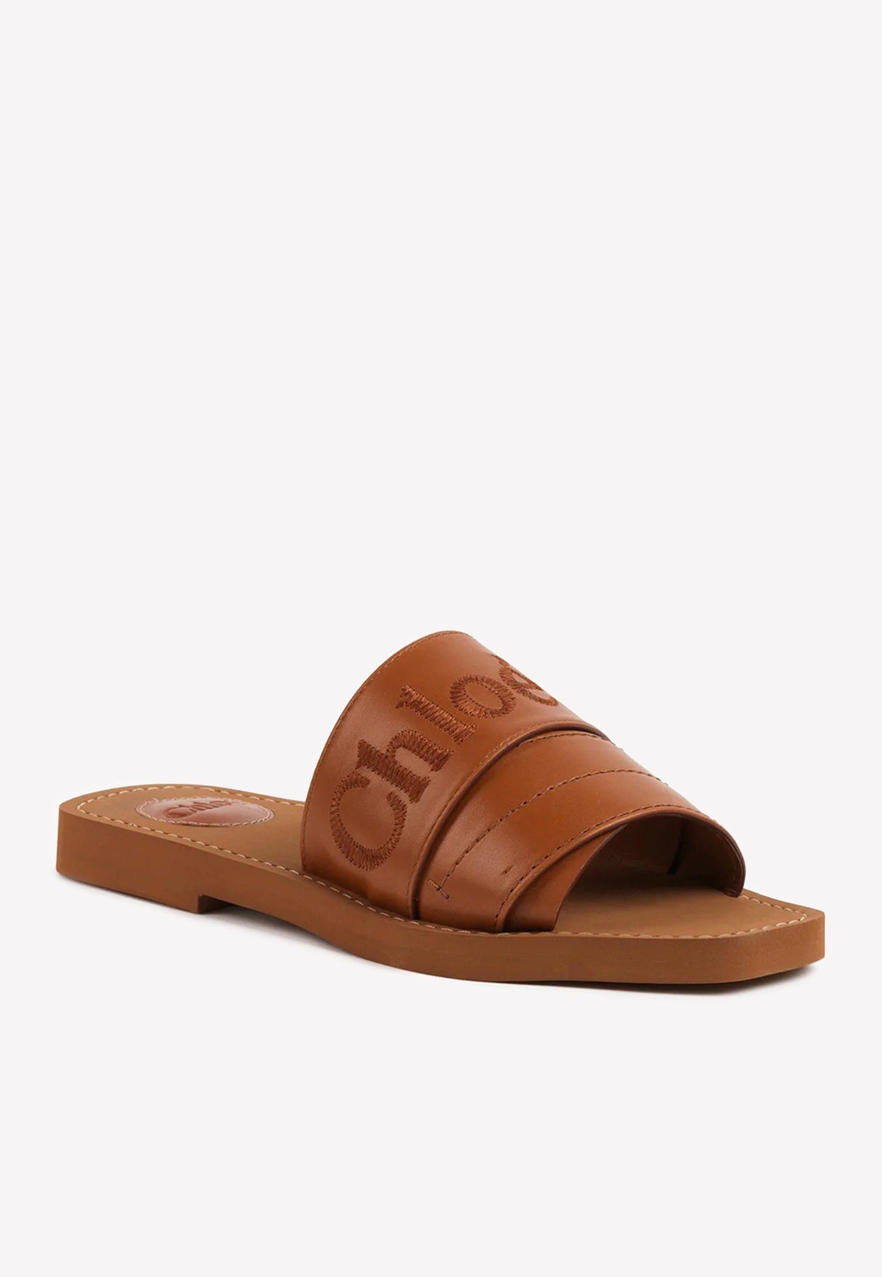 Logo Woody Mules Plates