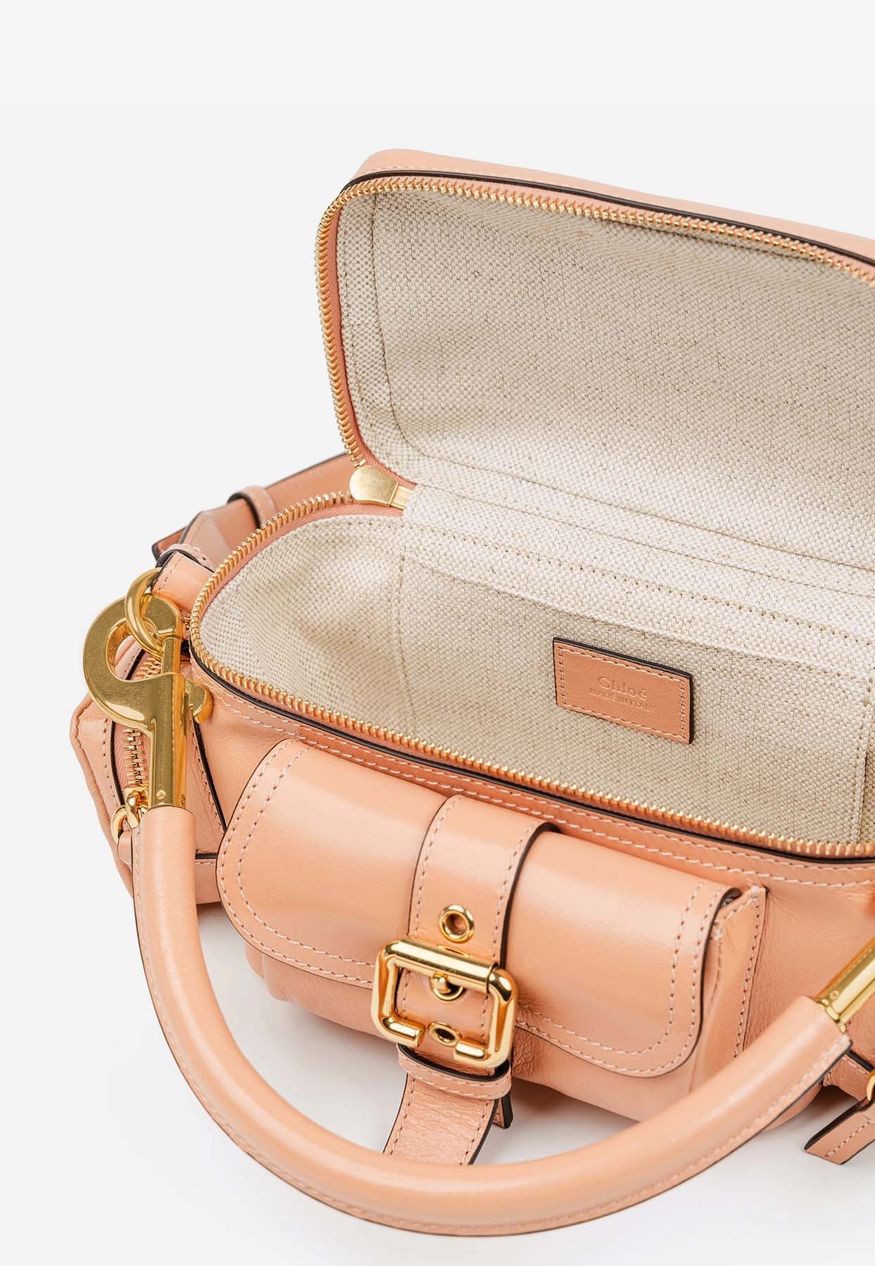 Petit Sac Porté Épaule en Brillant en Cuir