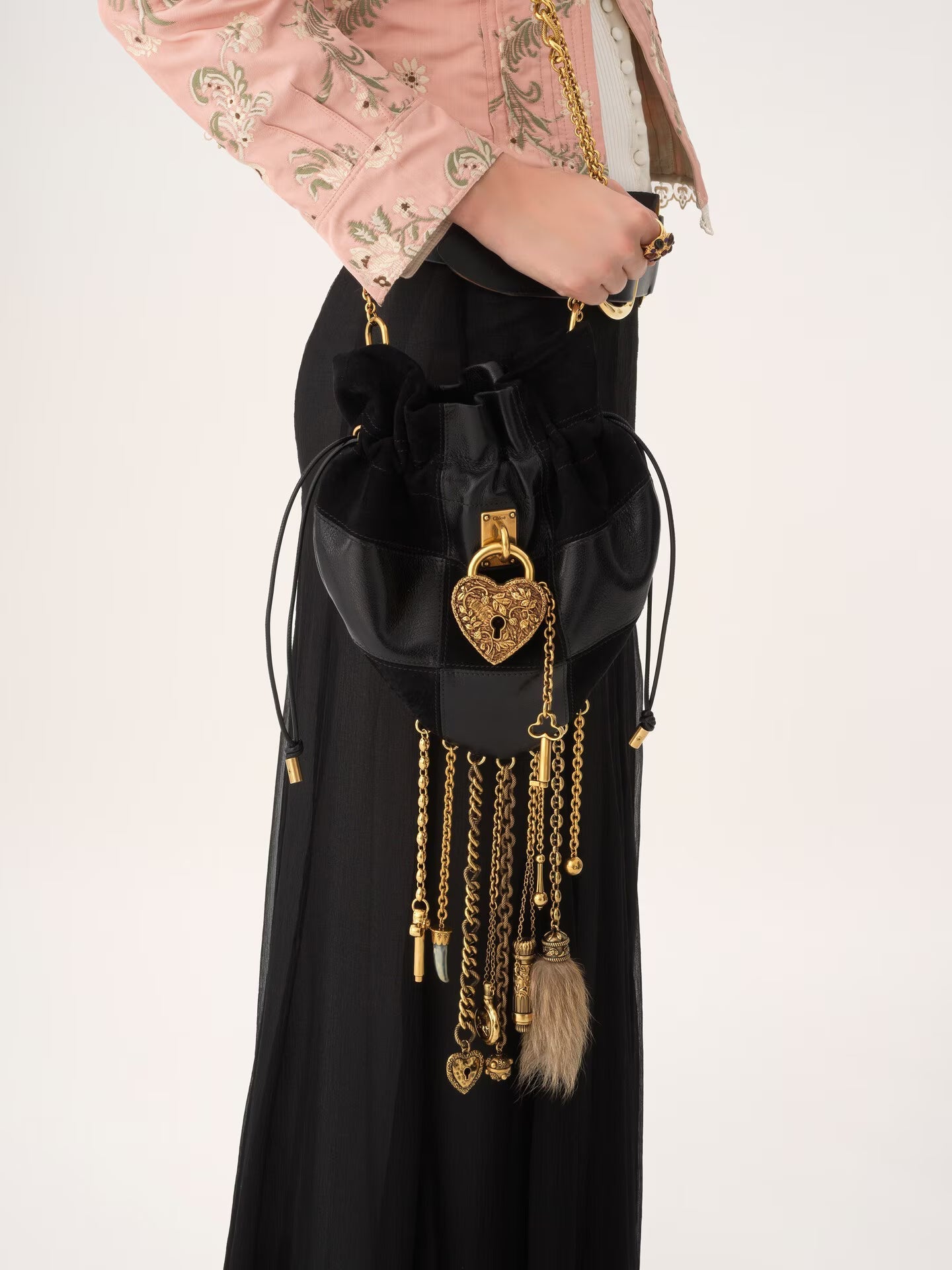 SAC BANDOULIÈRE CHÂTEAU TREASURES EN CUIR GRAINÉ ET CUIR VELOURS