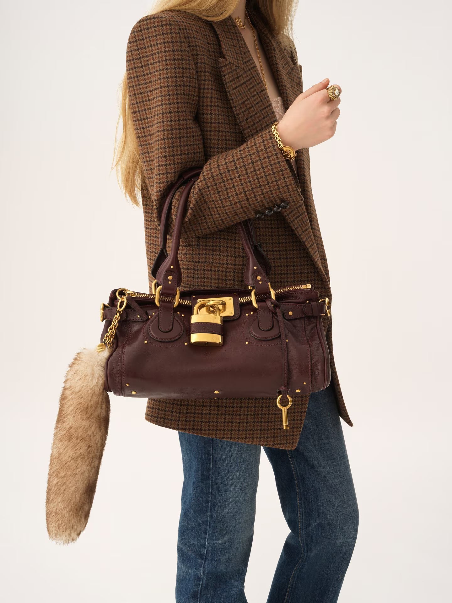 CHARM TREASURE TAILS EN SHEARLING, LAITON ET ZAMAK