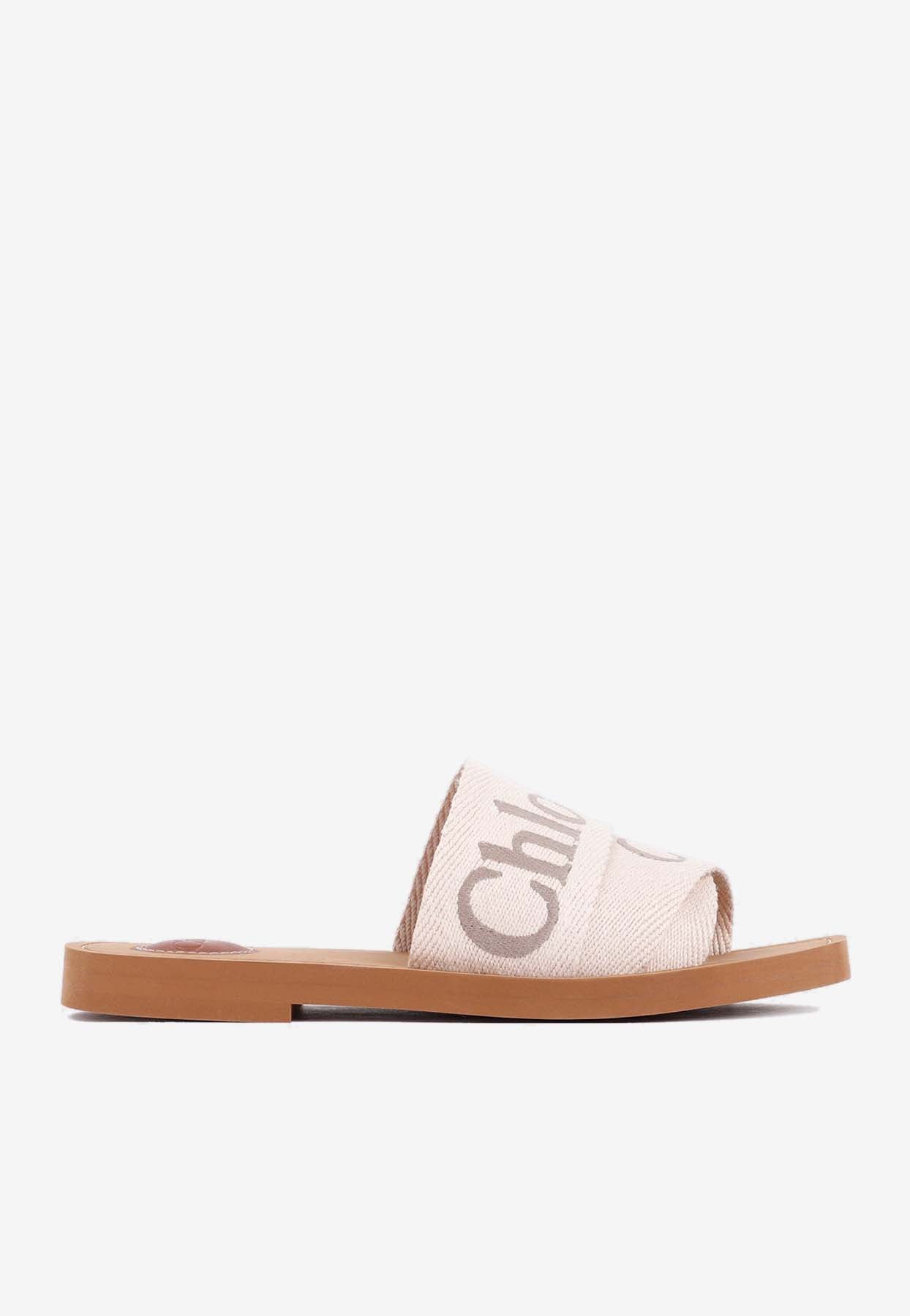Logo Woody Mules Plates