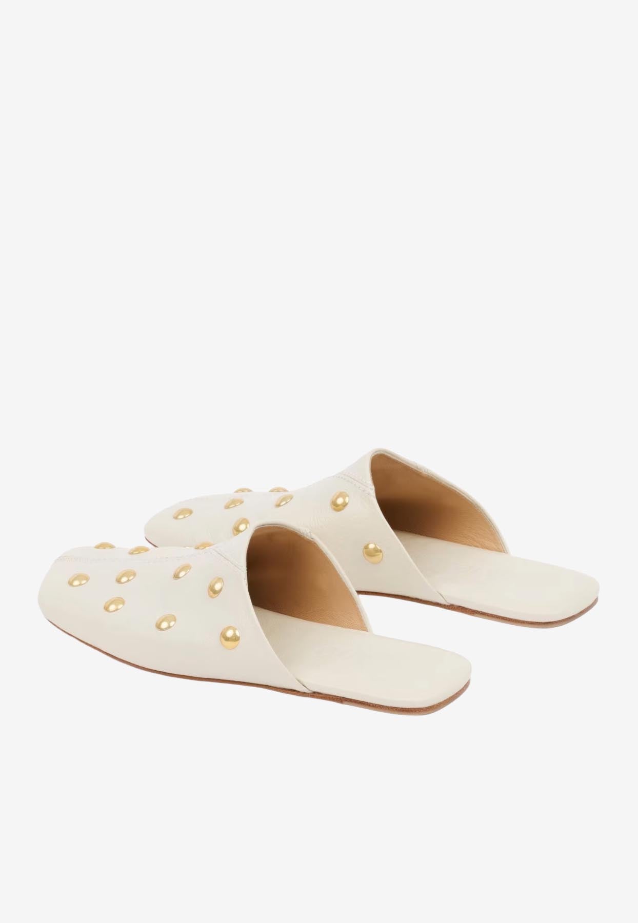 Rita Cloutée en Cuir Mules