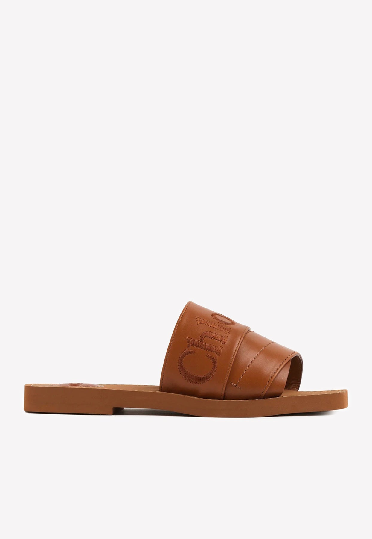 Logo Woody Mules Plates