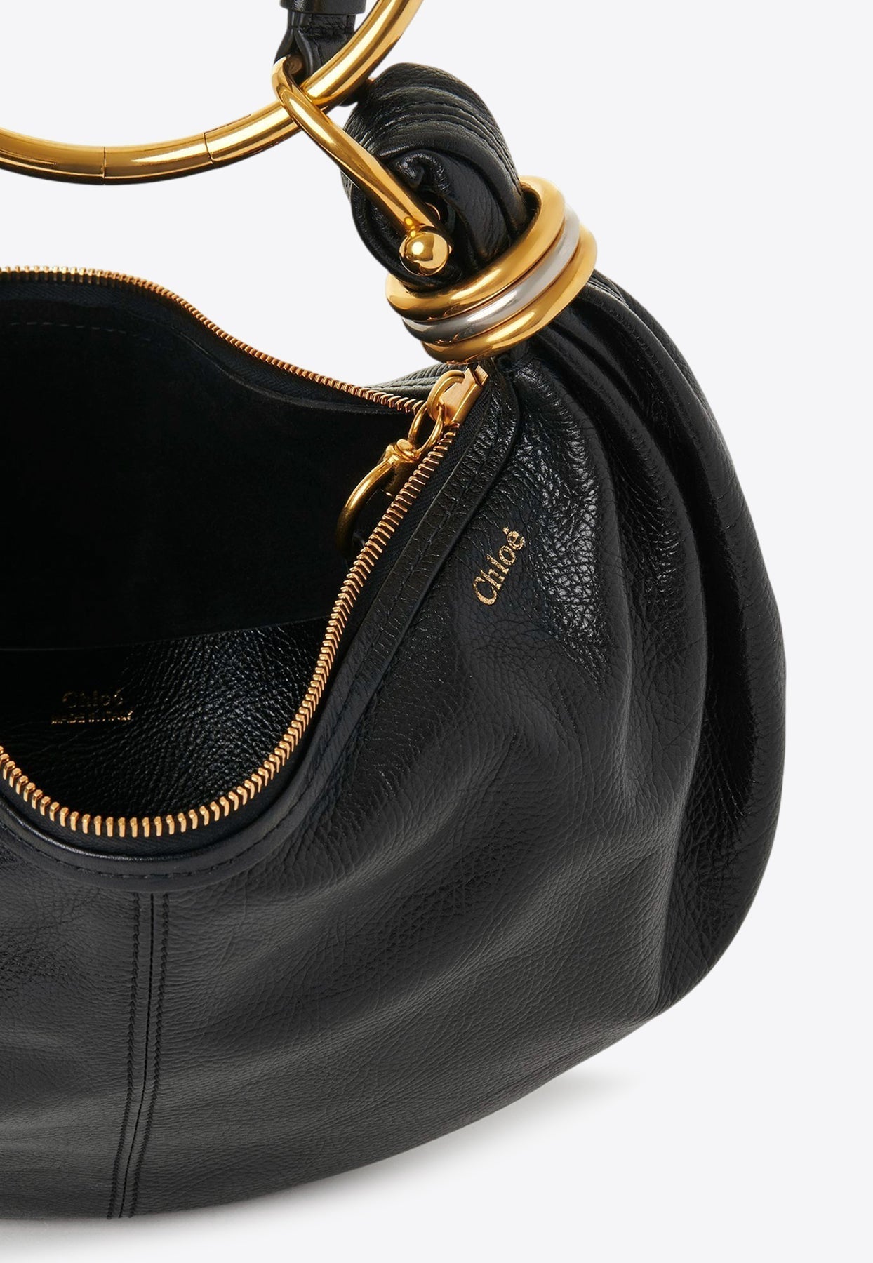 Petit Bracelet Grained en Cuir Sac Hobo